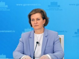 Попова назвала регионы, где следует ужесточить ограничения по COVID-19