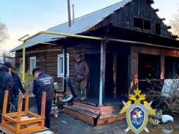 В селе Пригородное под Якутском в пожаре погибли двое детей