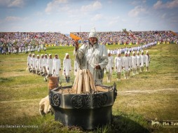 В Якутии день национального праздника «Ысыах» объявлен нерабочим