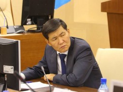 Руководитель департамента внутренней политики АГиП Якутии Михаил Слепцов покидает свой пост