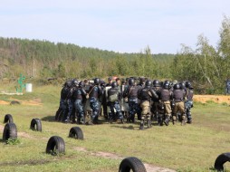 В Якутске проведены тактико-специальные учения по пресечению массовых беспорядков