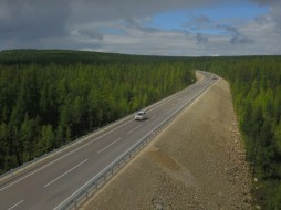 Около 13 км трассы «Лена» капитально отремонтировали в Алданском районе Якутии