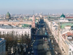 Атмосферный фронт принес в Петербург похолодание до + 25