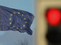 Совет ЕС приостановил упрощенный визовый режим с Россией 