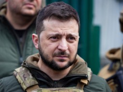 Зеленский заявил о подготовке к военному захвату Крыма