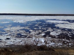 ЯУГМС: возможно затопление пониженных участков, расположенных на берегу реки Вилюй