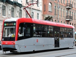 В Петербурге начались поставки трамваев с элементами искусственного интеллекта