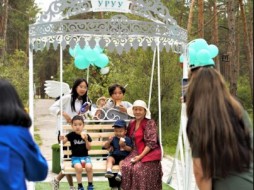 В парке Якутска установили качели в виде национального украшения народов саха – бастына