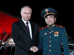 Еще двое якутян стали Героями России 