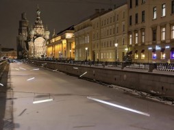 На Набережной канала Грибоедова в Петербурге установили новые фонари