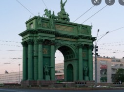 Станцию метро "Нарвская" в Петербурге закроют на капремонт
