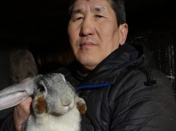​Участник СВО из Верхоянского района Якутии занялся разведением кроликов