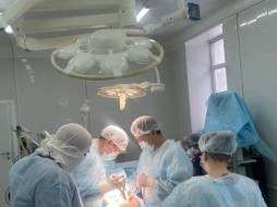 Мобильные хирурги Якутии проводят операции в Алданском районе