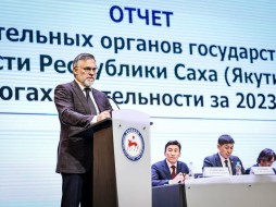 Кирилл Бычков провел заключительный отчет правительства Якутии