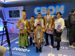 Многодетная семья представила Якутию на форуме «Россия – Дом народов»