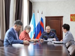 Начальник УФСИН Якутии провел встречу с членами Общественной наблюдательной комиссии