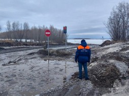 В Якутии закрыто еще пять ледовых переправ