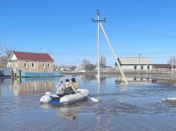 В Якутии открылся пункт сбора гуманитарной помощи жителям Оренбургской области 