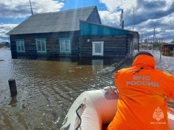 В Намском районе Якутии затопило 16 населенных пунктов - 914 дворовых территорий