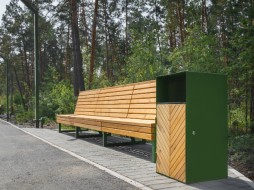 Осужденные изготовили скамейки и урны для Парка культуры и отдыха Якутска