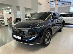 Обновленные кроссоверы HAVAL F7 уже в Санкт-Петербурге