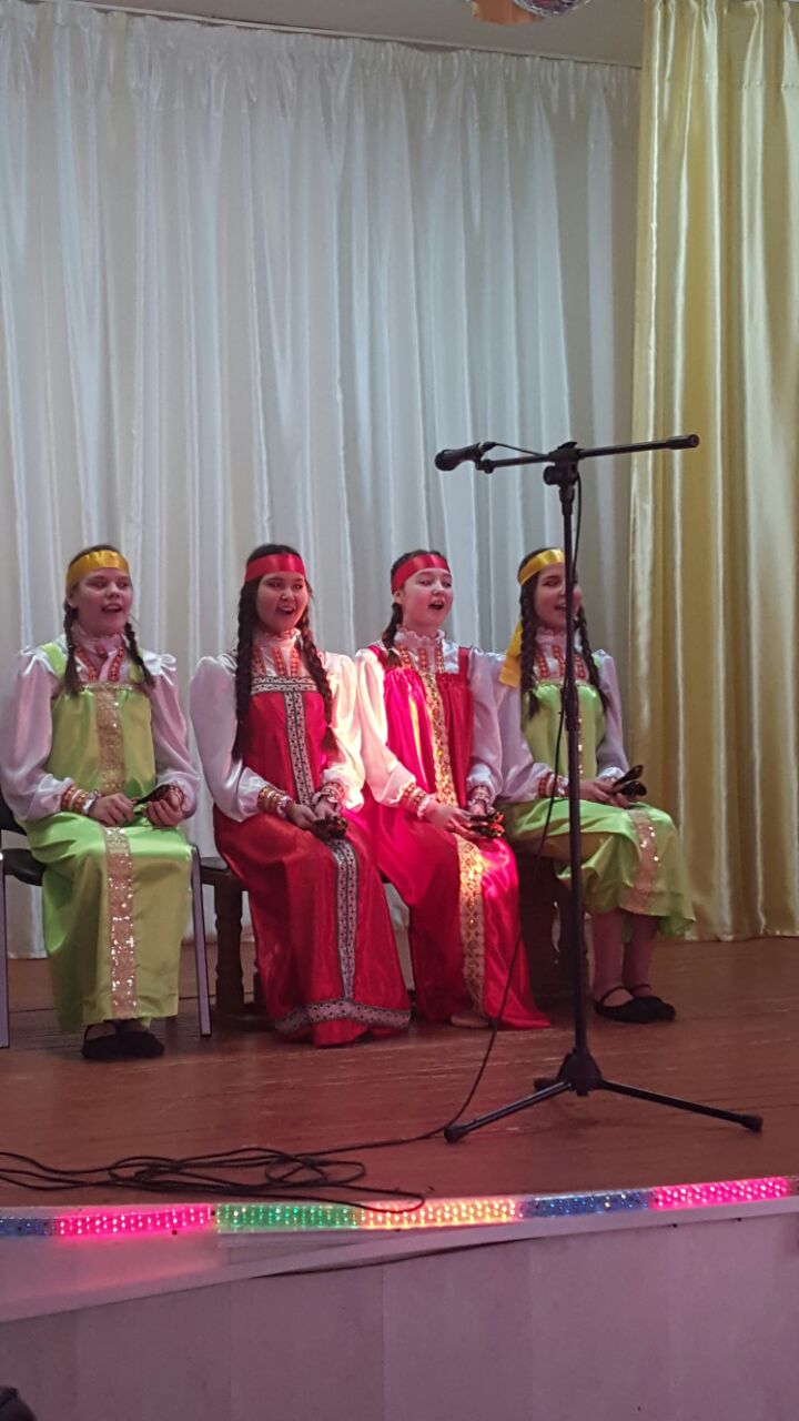«Подари тепло».  Якутские волонтеры поздравили жильцов Капитоновского дома-интерната