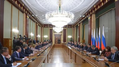 Экономически успешные субъекты России получили 5 млрд рублей дотаций 