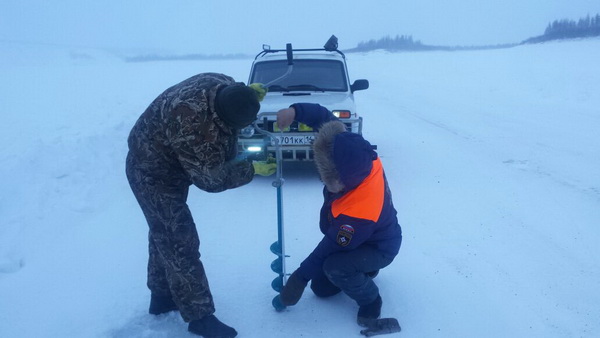 Сотрудники ГИМС провели патрулирование водных объектов в Усть-Куйге в Якутии 