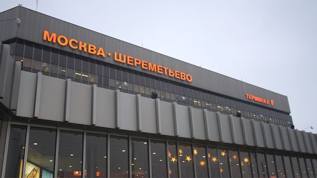 На борту самолета, вылетевшего из Шереметьева в Якутск, скончался пассажир