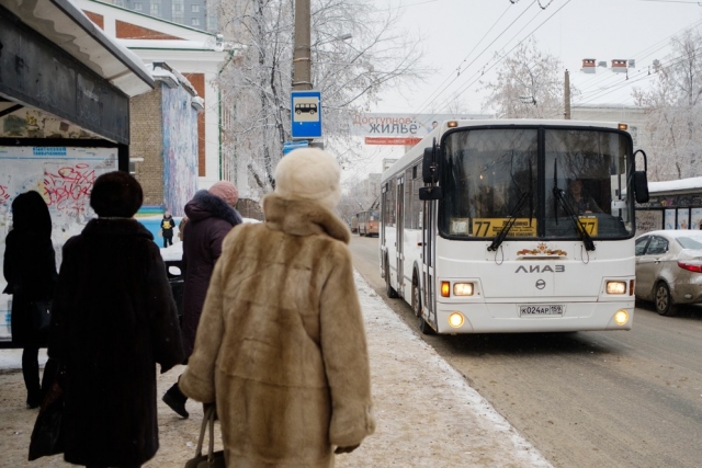 Равнодушие общества: в Перми обнаженная девушка час пролежала в снегу‍