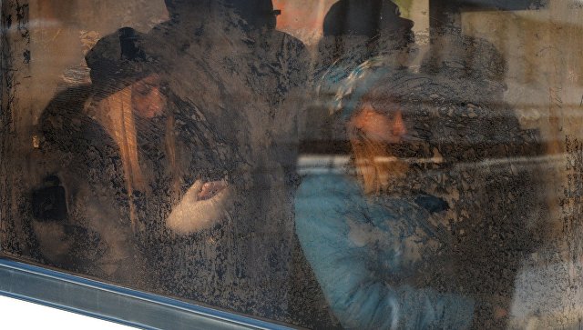 В Новосибирске выяснят, почему кондуктор выгнал девочку из автобуса в мороз