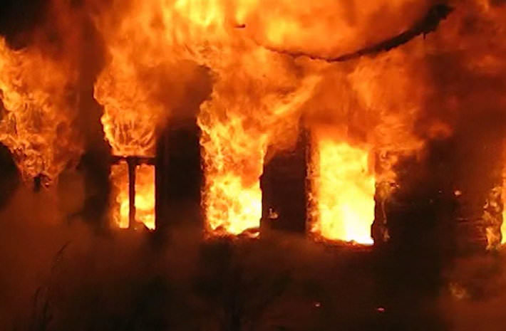 В Олекминском районе Якутии сгорел частный дом