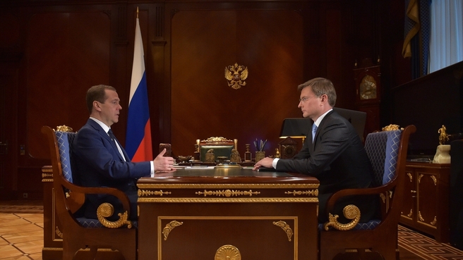Дмитрий Медведев лично проинформировал Сергея Иванова о назначении на должность президента АК «АЛРОСА» 
