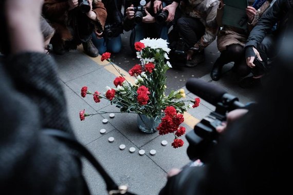 В Санкт-Петербурге объявлен трехдневный траур по погибшим во время взрыва в метро