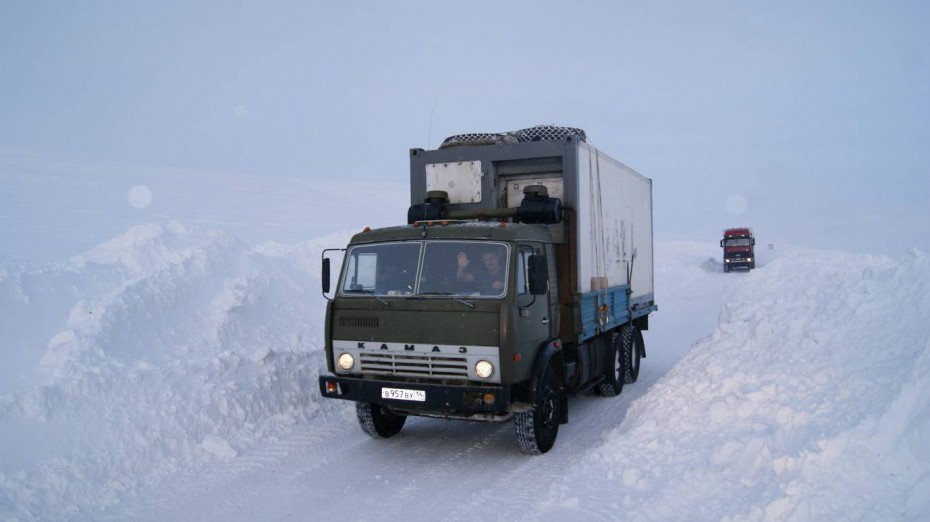 В Якутии глава наслега с подельником присвоили деньги, выделенные на ремонт взлетно-посадочной площадки