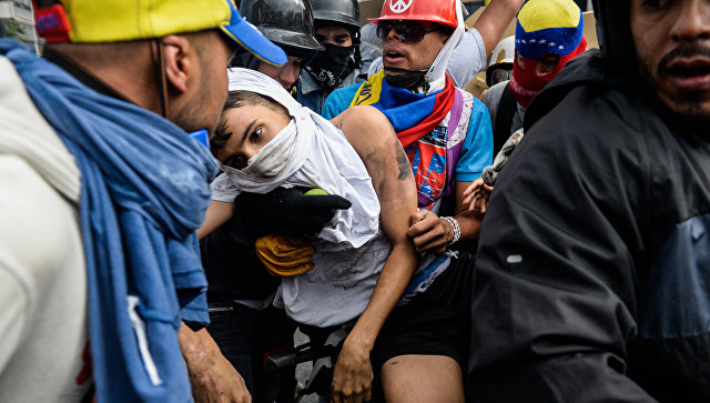 В Венесуэле в акциях протеста погибли более 30 человек 