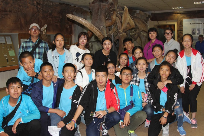 Группа китайских школьников приехала в Якутск по обмену     