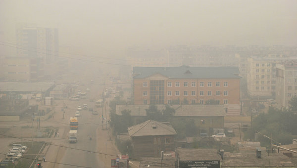 В Якутске и других населенных пунктах из-за лесных пожаров сильное задымление