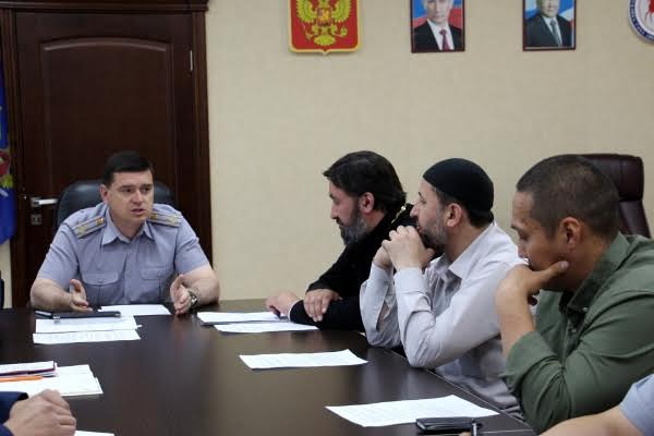 Представители традиционных религий будут проводить с осужденными Якутии разъяснительные беседы и лекции