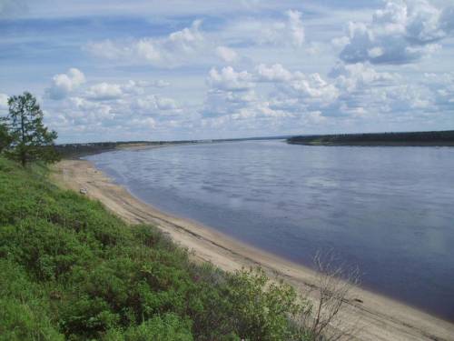 На реке Вилюй в Якутии найдены тела двух пассажиров перевернувшейся шлюпки