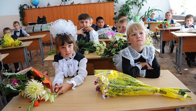 Учащихся в российских школах в новом учебном году прибавится на один миллион человек