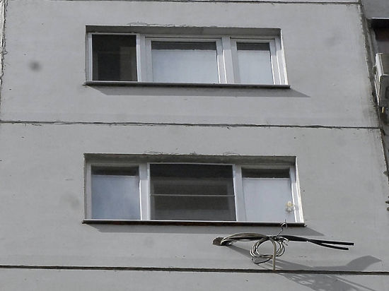 В Якутске из окна выбросили пятилетнего ребенка