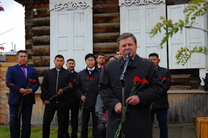 Сегодня якутяне почтили память Максима Аммосова