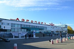 Пассажиропоток в аэропорту Мирный в летний период увеличился на 11%