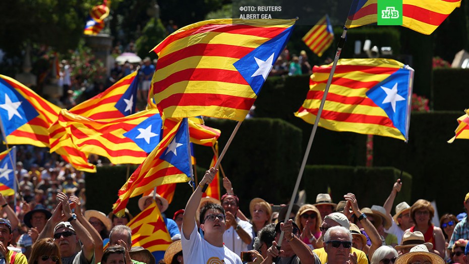 Премьер Испании уволил Пучдемона и распустил парламент Каталонии