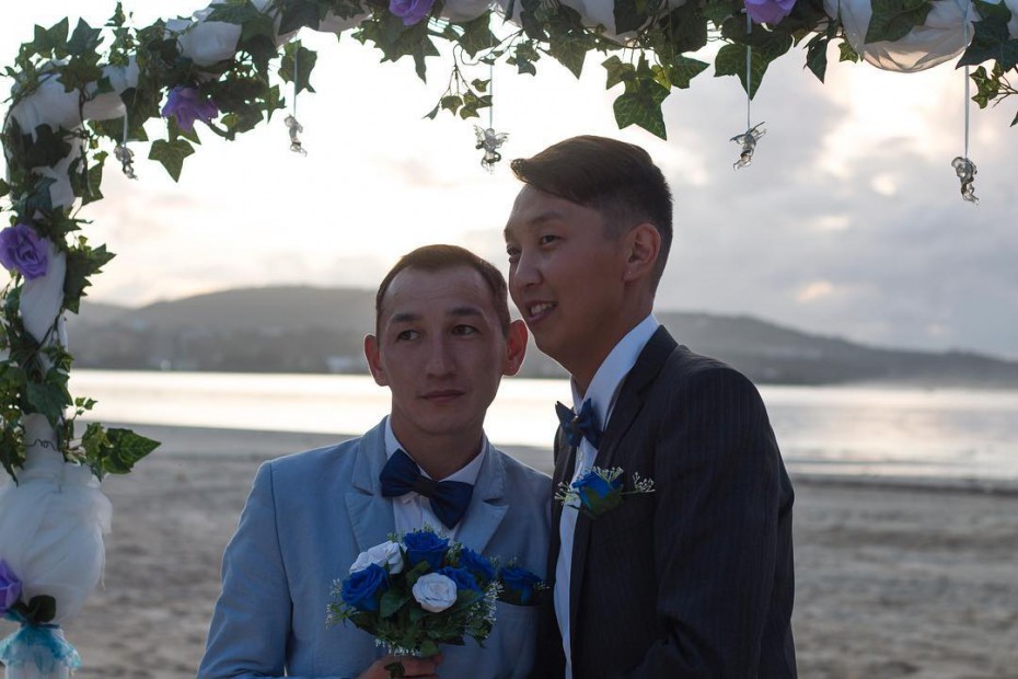 Однополая якутская свадьба взорвала соцсети