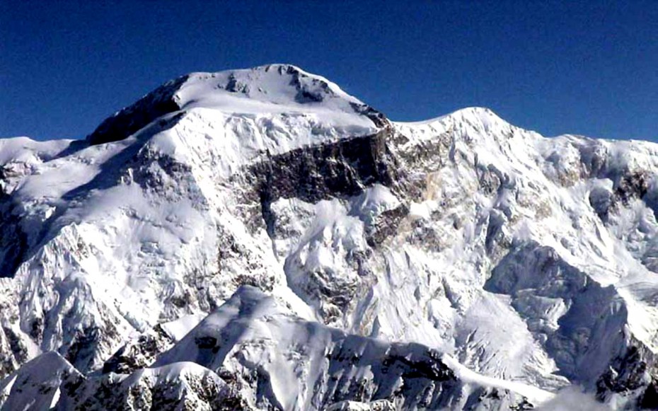 Группа иностранных альпинистов впервые покорит высшую точку Якутии