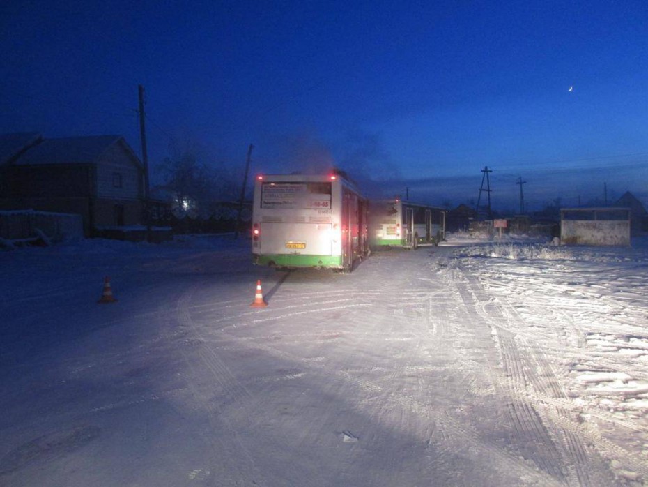 В Якутске пенсионерка пострадала при столкновении автобусов