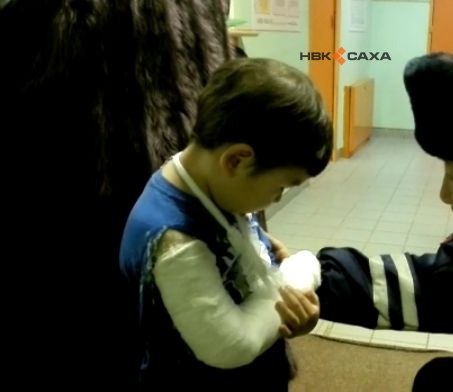 Пострадавшему в ДТП в Якутии ребенку делают операцию в Якутске