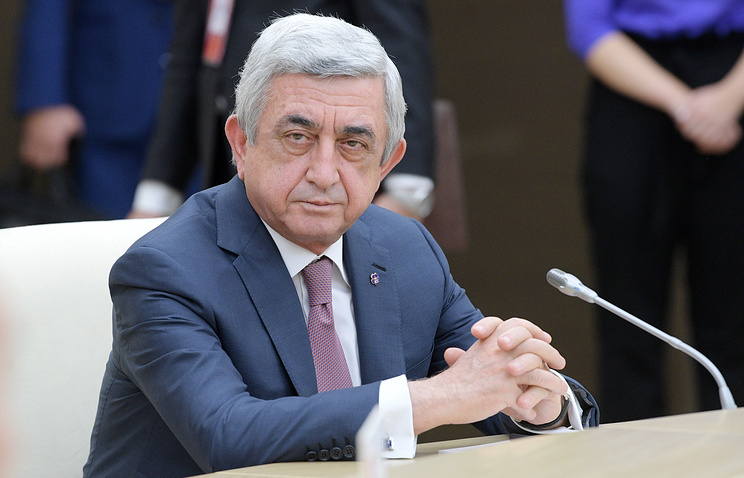 Премьер-министр Армении Серж Саргсян подал в отставку